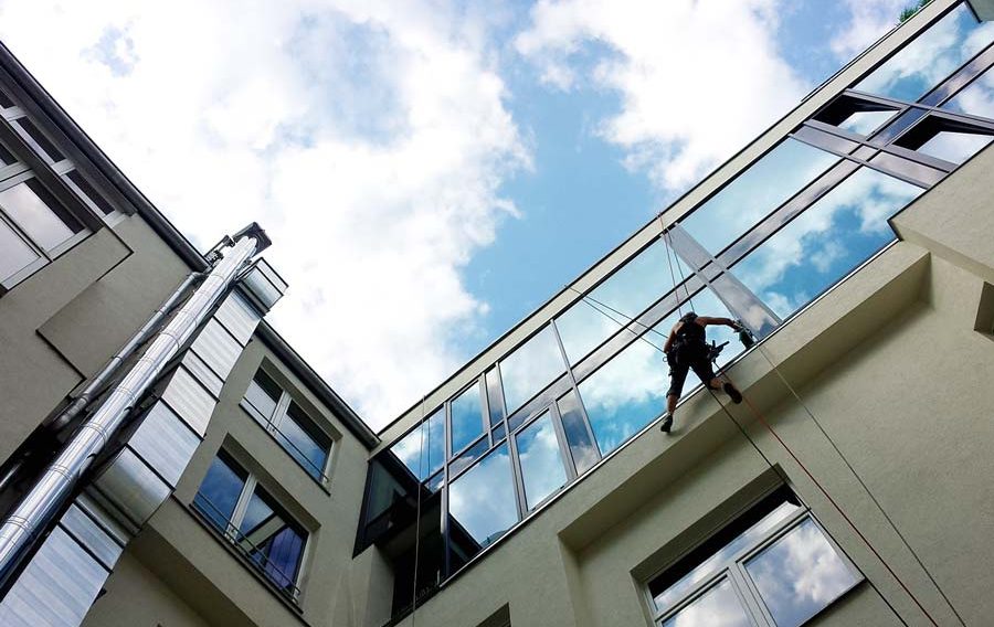 Fensterputzer Berlin für Fensterreinigung und Glasreinigung